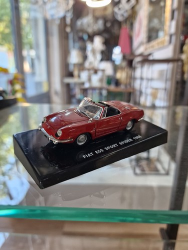 Modellino auto scala - scala, 1/43